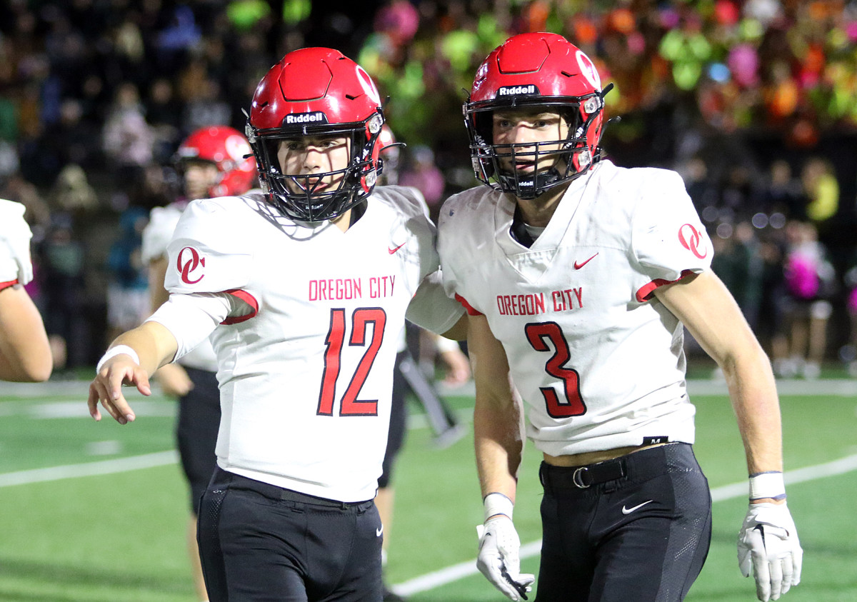 a Oregon City Tigard football Oregon September 29 2023 Dan Brood 60